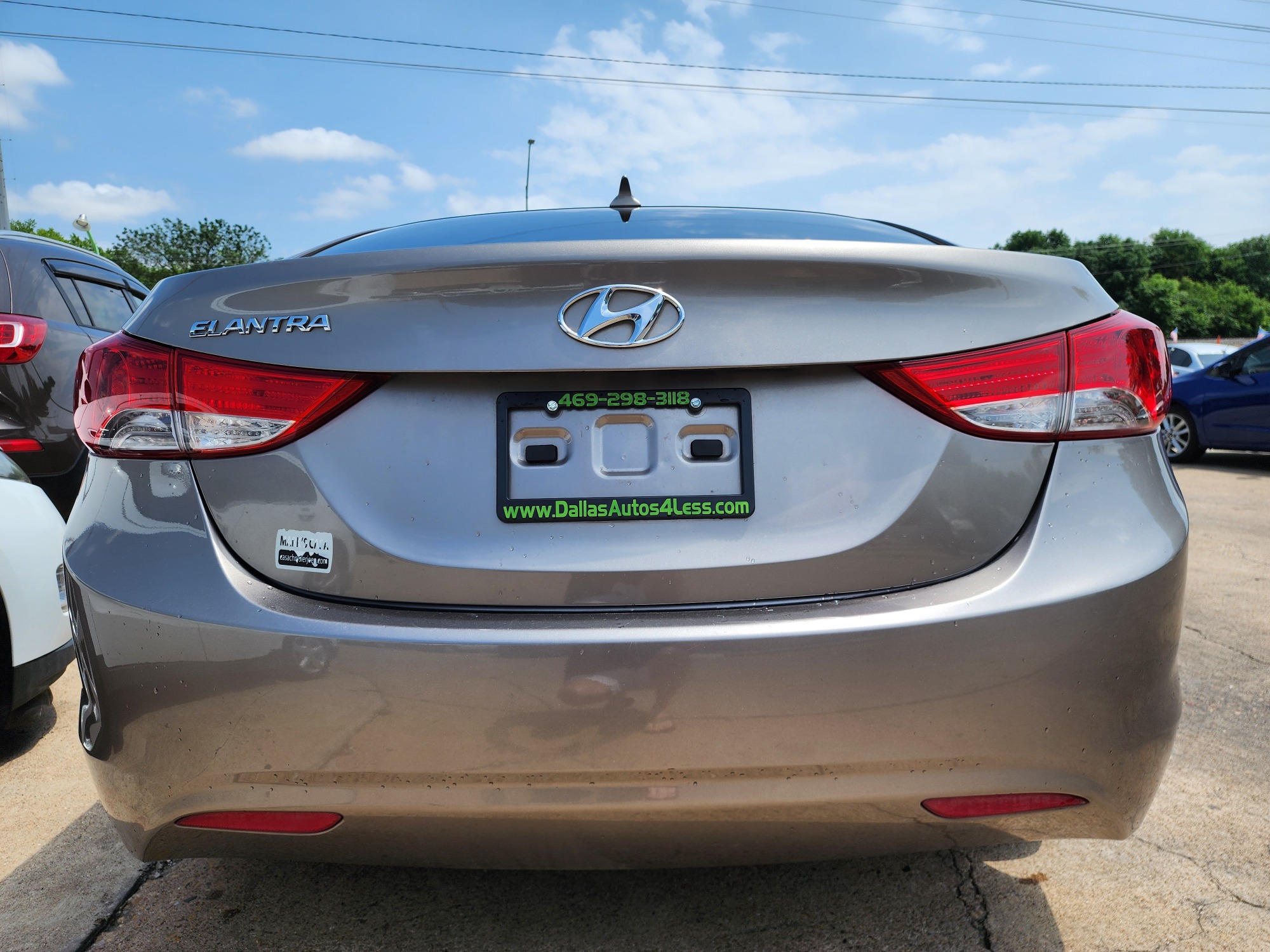 2013 GOLD Hyundai Elantra GLS (5NPDH4AE6DH) with an 1.8L L4 DOHC 16V engine, 6-Speed Automatic transmission, located at 2660 S.Garland Avenue	, Garland, TX, 75041, (469) 298-3118, 32.885387, -96.656776 - Photo #4